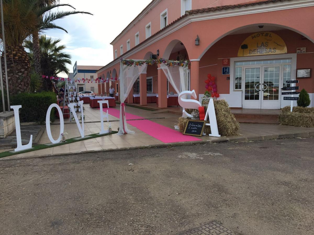 Hotel Las Dehesas Navalvillar de Pela Eksteriør billede